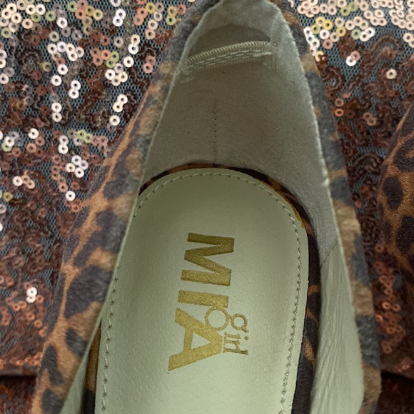 Sexy yet sophisticated Leopard print heels - Picture 9 of 9